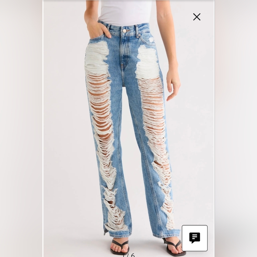 Good American The Khloe Blue Distressed Jeans Size 12, Inseam 32" NWT